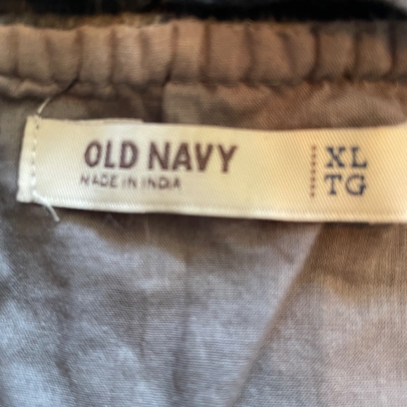 5 for $12. Flowy summer dress - Picture 3 of 3